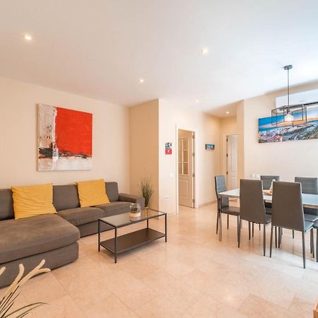 Gran Apartamento De 3 Habitaciones Junto A La Catedral مالقة المظهر الخارجي الصورة